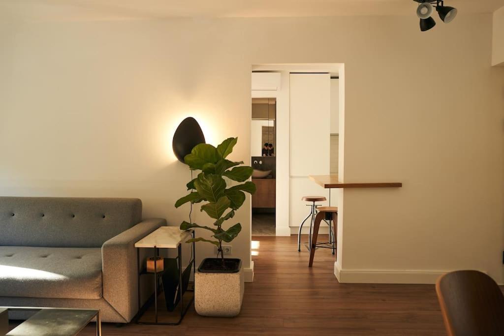 Ultracentral Two Rooms Apartment In Bucharest Exterior photo
