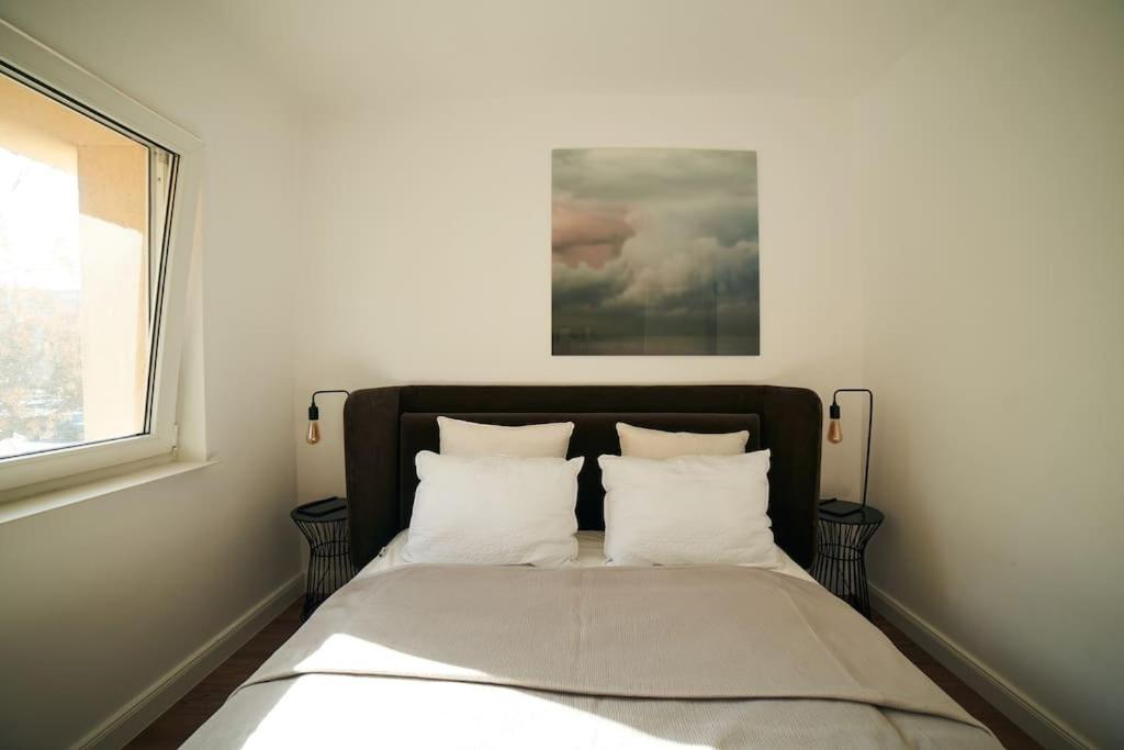 Ultracentral Two Rooms Apartment In Bucharest Exterior photo